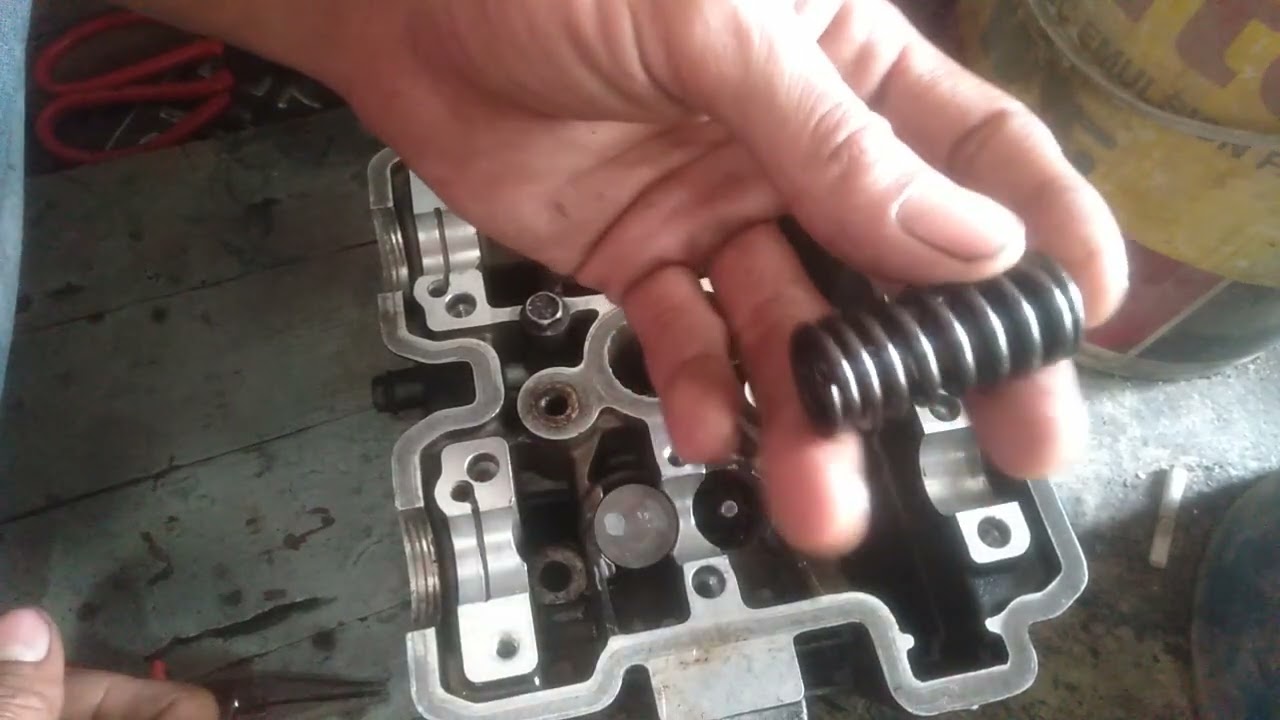 Cara pasang per klep satria f  jangan sampai terbalik,.👌