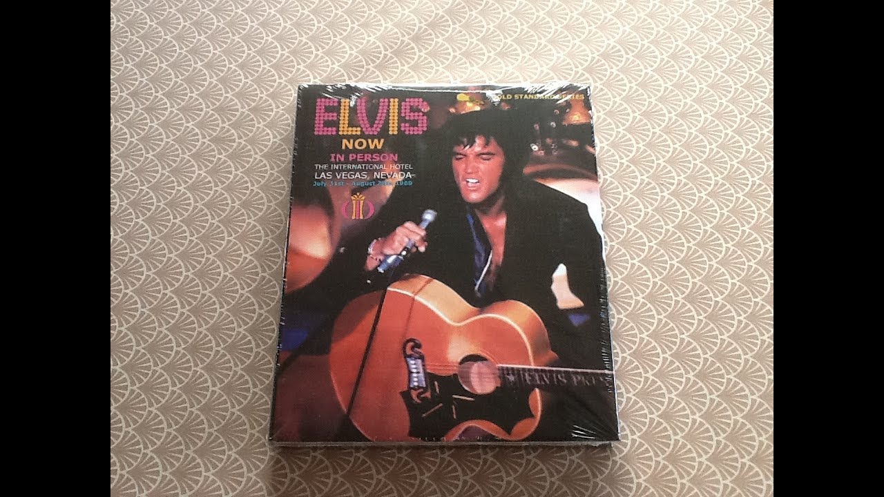 Unboxing the ELVIS NOW IN PERSON 69´Book
