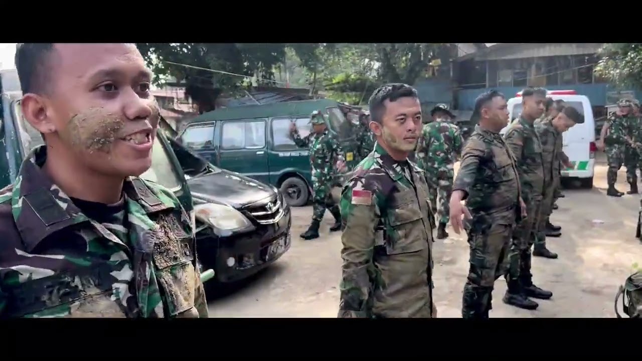 TRADISI MASUK SATUAN WARGA BARU AJENDAM XVII/CENDERAWASIH