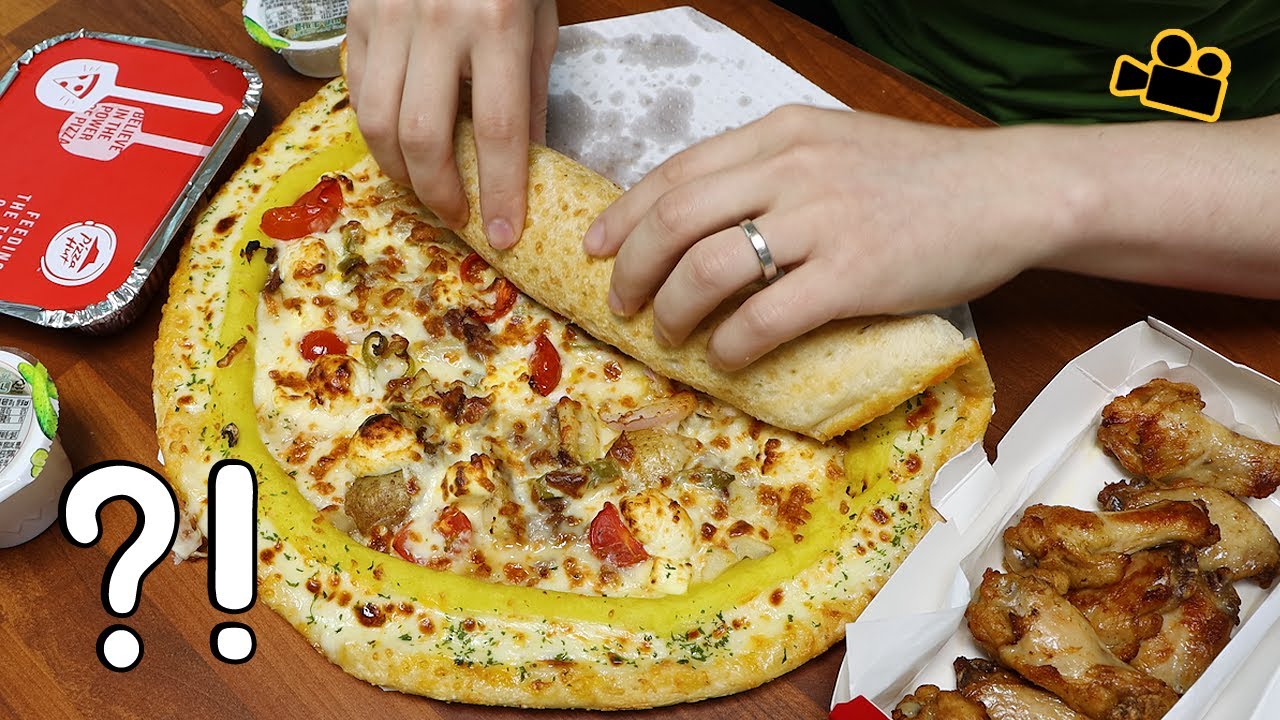 피자 맛있게 먹는방법.. 시네마먹방 How to enjoy pizza.. ENG Cinema Mukbang DoNam