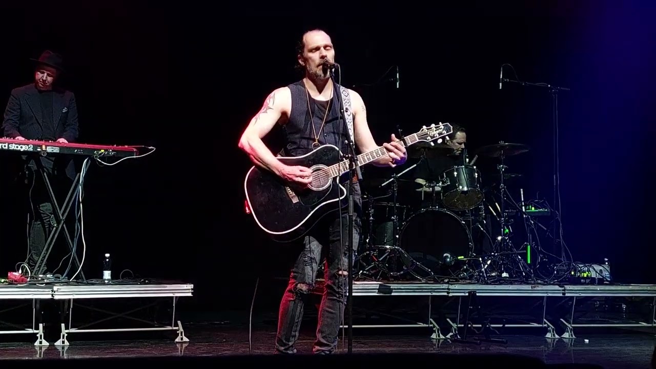 JP Lepp&auml;luoto - Varjoissa kii at Kulttuuritalo Virta, Imatra 28.4.2023