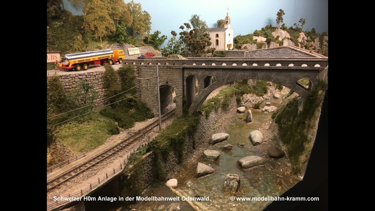 Spur-H0m, Brig-Visp-Zermatt-Bahn (BVZ) in der Modellbahnwelt Odenwald