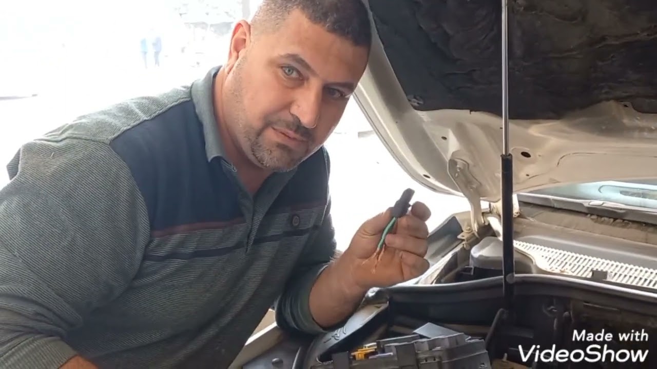 تصليح قاعده فيوزات تحوير  كتف خارجي فيت بم سيارة جيب لا ريدو ٢٠١٣..لا تنسو الاشتراك والايك في القناة