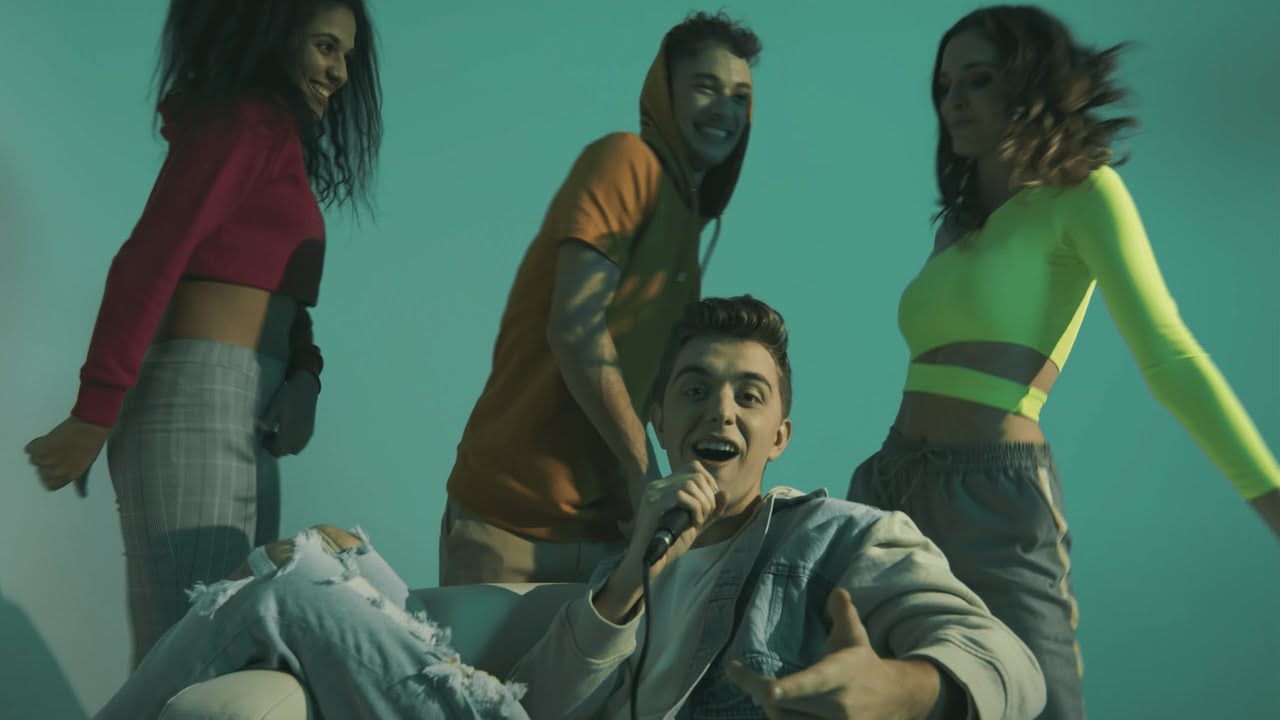 Kevin Chomat - Ambigu (clip officiel)