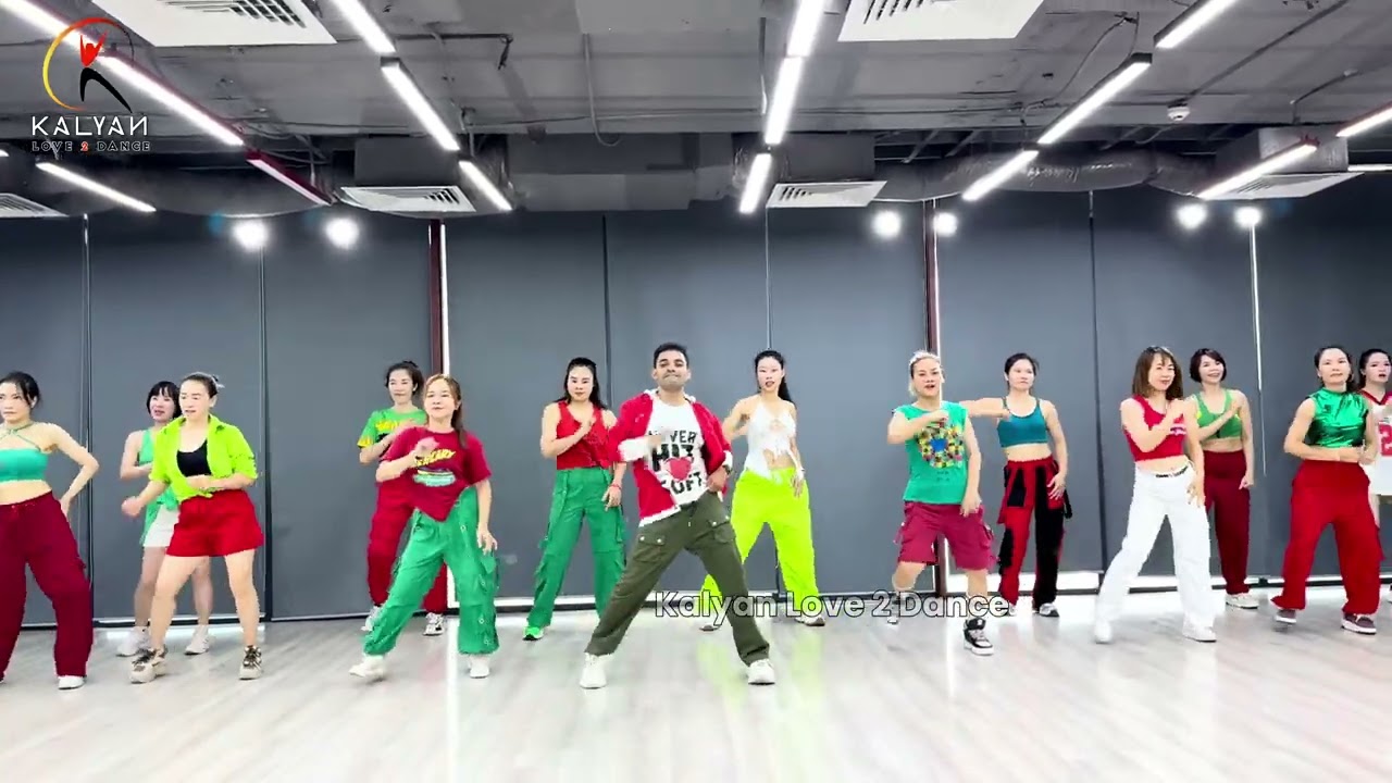 Chỉ Riêng Mình Ta, Hãy Cho Tôi Remix | Nguyen Hung x RICHEE | VinaHouse | Choreo Kalyan zumba Dance
