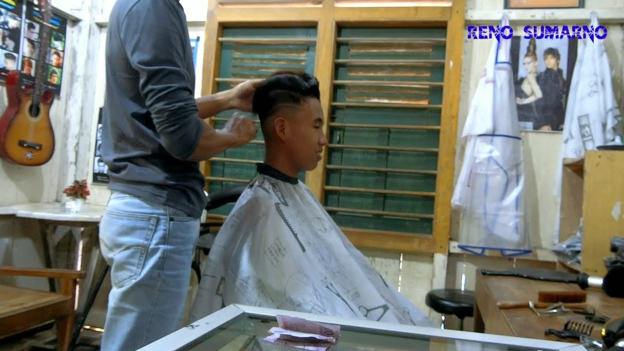 permintaan yang menysusahkan, model rambut dan kepalanya bikin pusing