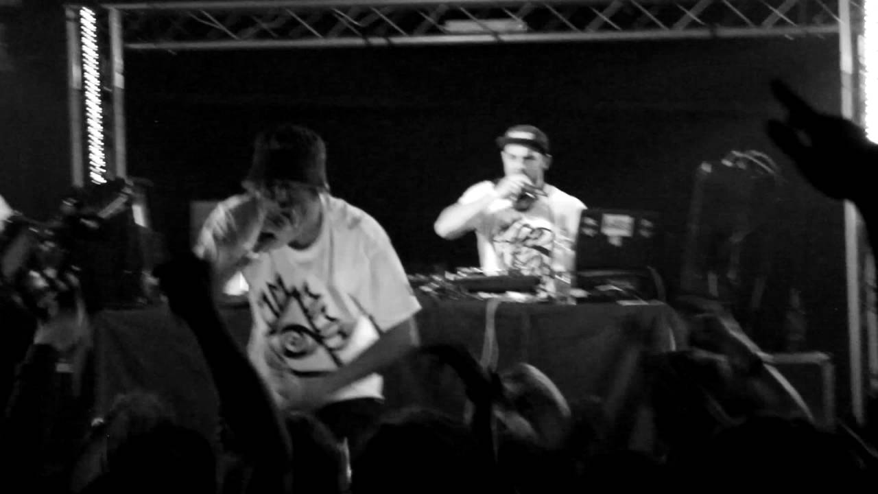 JAM BAXTER | BRAINS (PRODUCED BY ILLINFORMED) LIVE @ PLYMOUTH (2016) (UK HIP HOP)