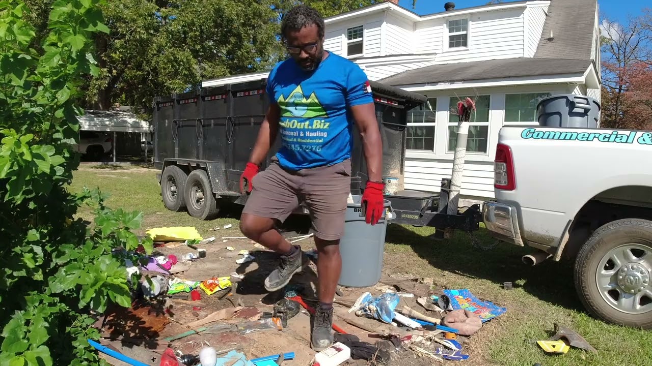 Trashing Out Eviction House  Part #1 (1st Level)