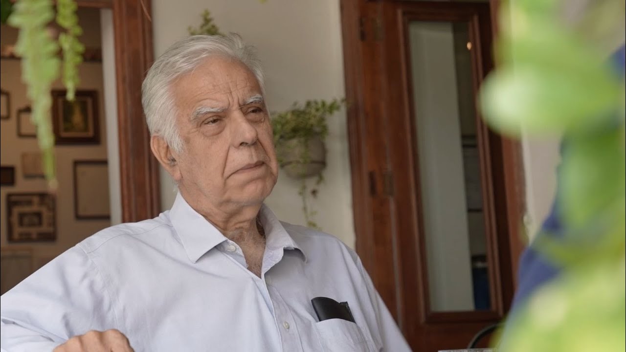 Alonso Cueto conversa en AIRE LIBRE con Salvador del Solar sobre su libro PALABRAS EN EL MUNDO.