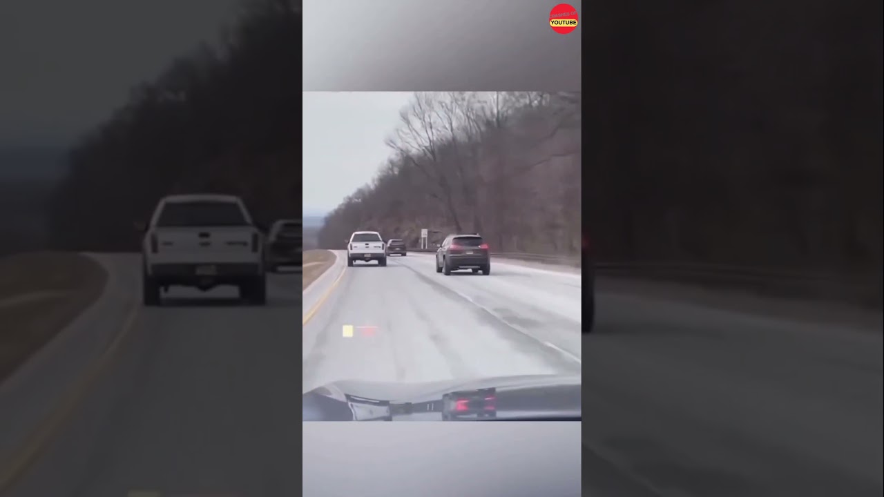 Brake Failure Causes Car Crash #carcrashusa #carcrashes #carfailscompilation
