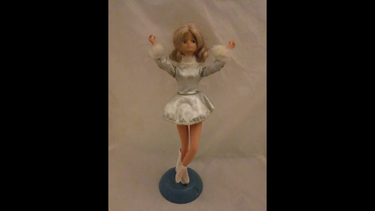 Restringing Vintage fashiondolls Mary Quant's Dashing Daisy and Havoc