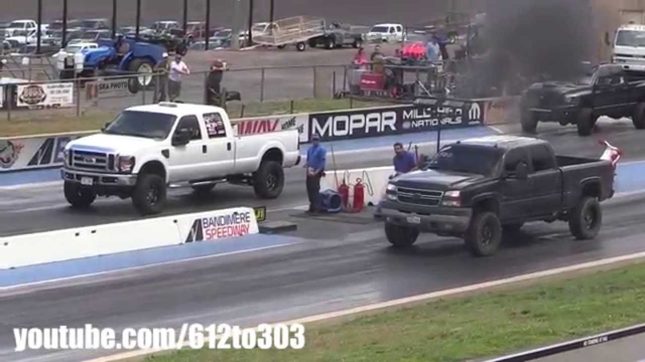 Chevy Duramax vs Ford Powerstroke Diesel Drag Race