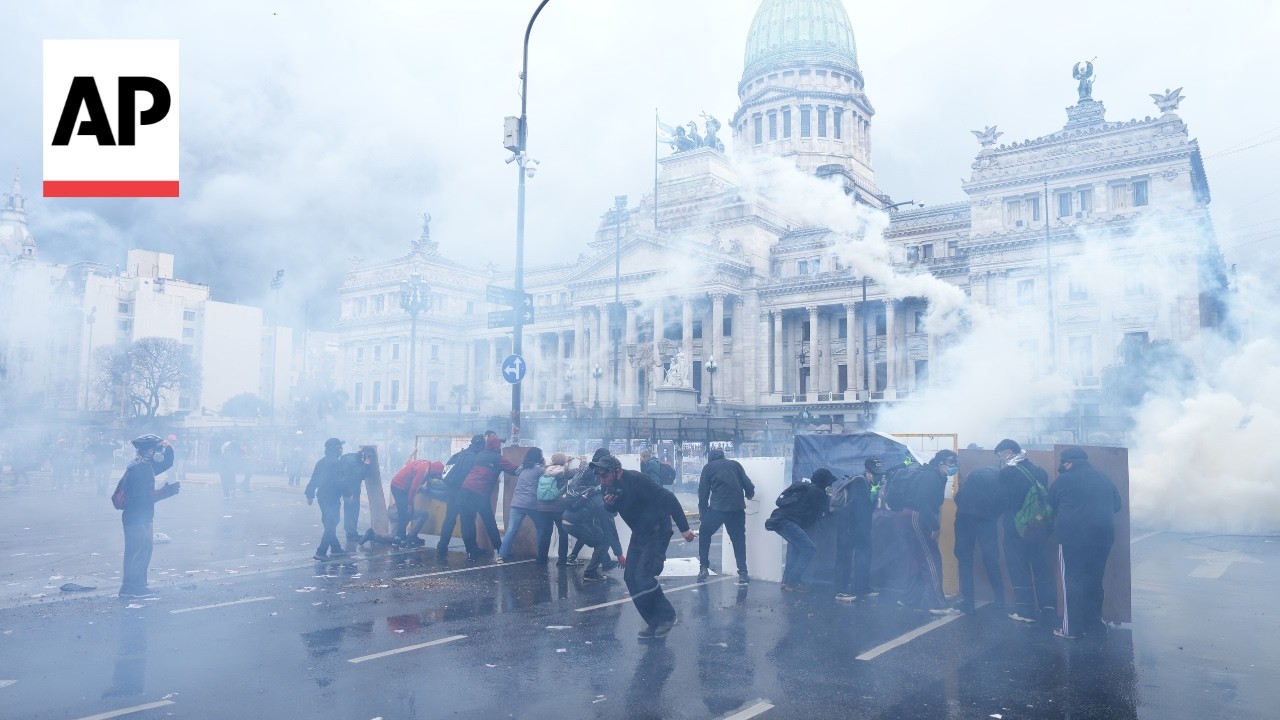 Police clash with protesters as university students and faculty march in Argentina