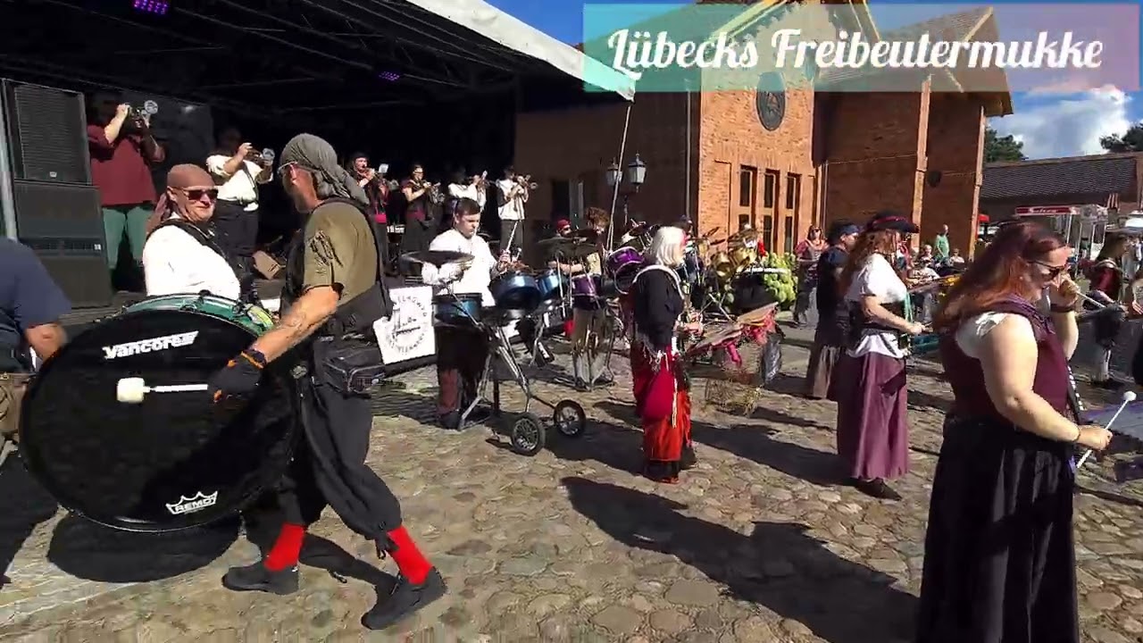 Ein Kompliment - Auftritt auf dem Brennereifest auf Gut Schwechow
