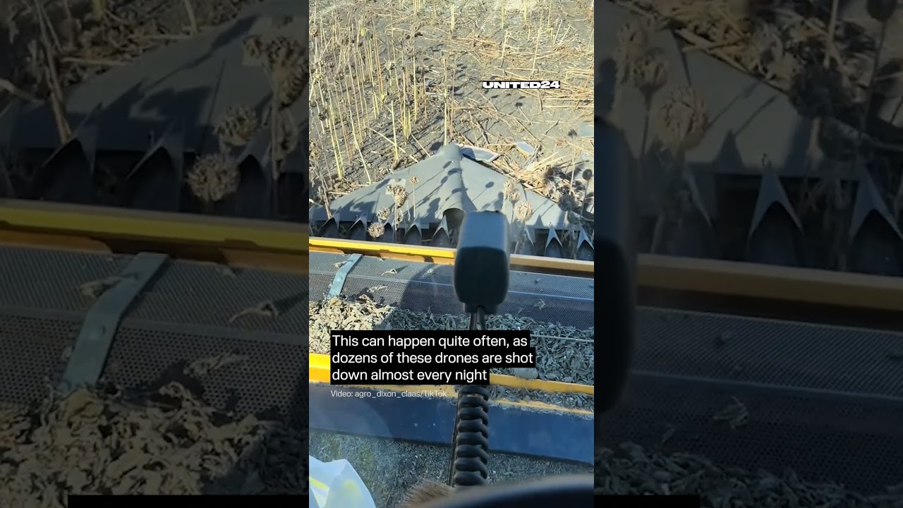 🇺🇦 Ukrainian Farmer Finds Downed Russian Attack Drone Shahed-136