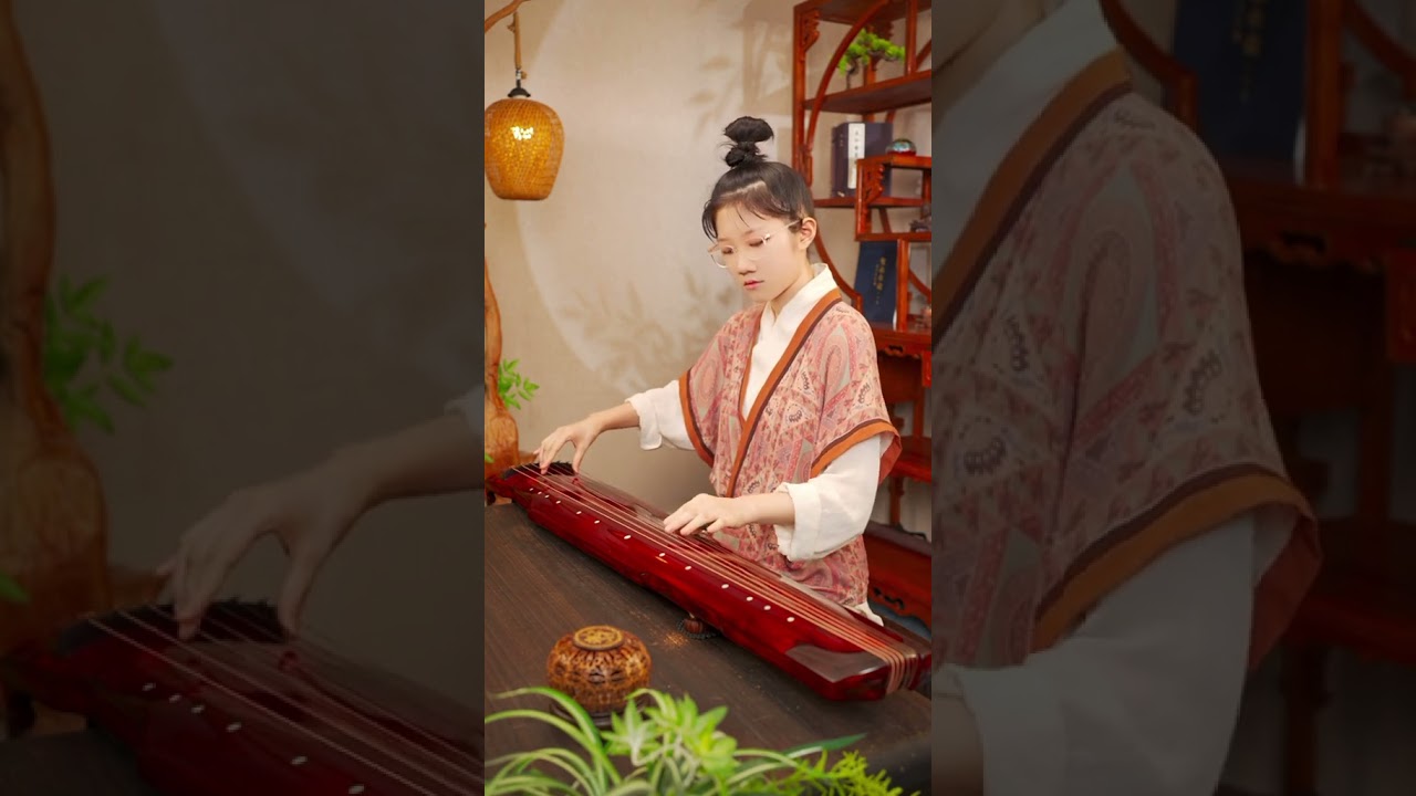古琴版《幻月》 一曲古琴《幻月》：月下抚琴，心随幻月游太清。#古琴 #斫琴师 #王先宏 #学古琴 #幻月