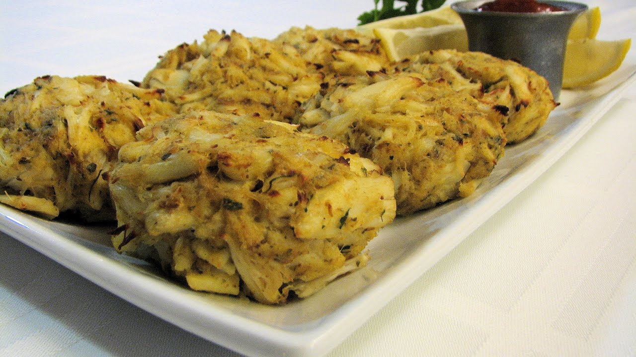 Crab Cakes -- Lynn's Recipes