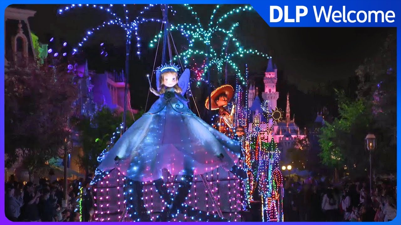 Main Street Electrical Parade 2022 - Disneyland Resort