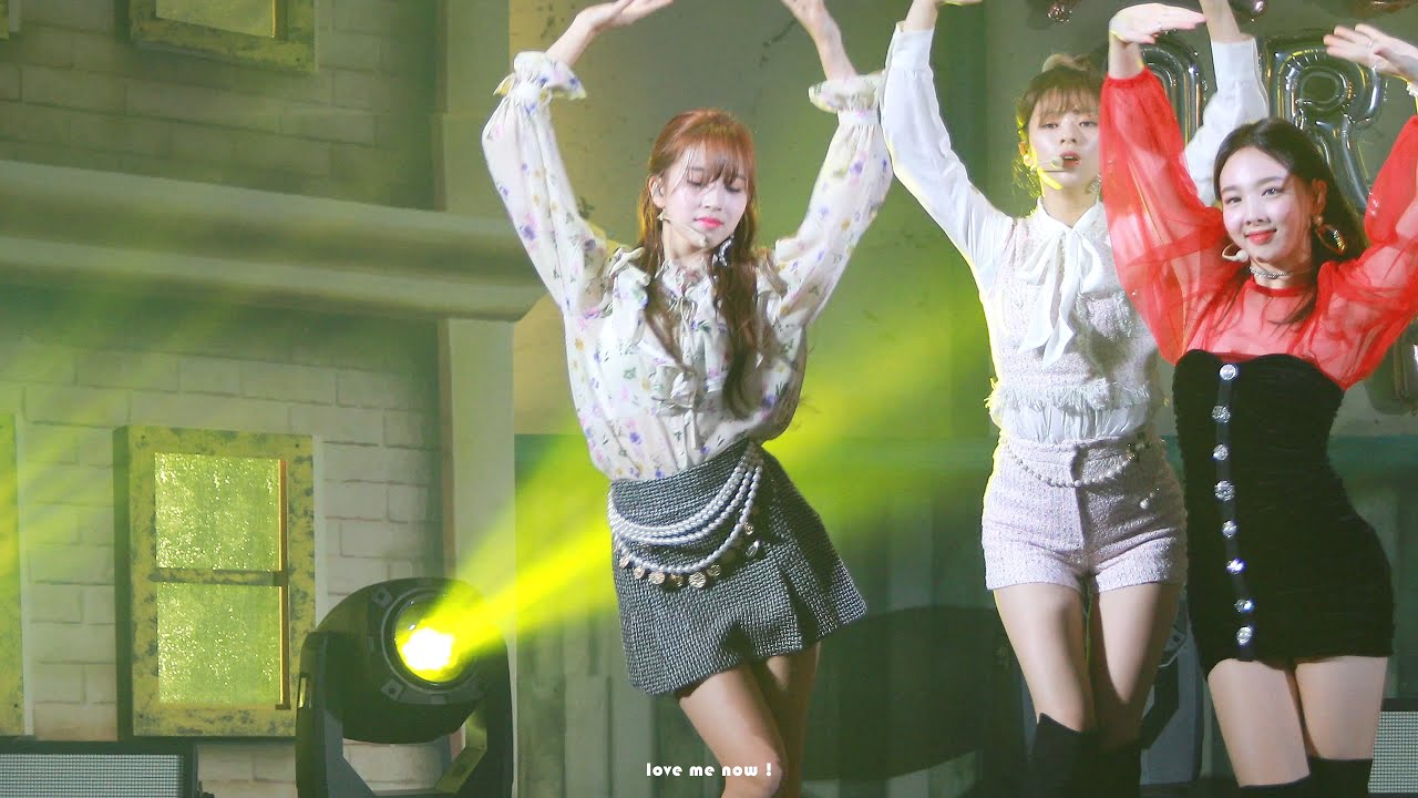 [4K] 181105 트와이스 쇼케이스 YES or YES 트와이스 미나 직캠 twice mina fancam