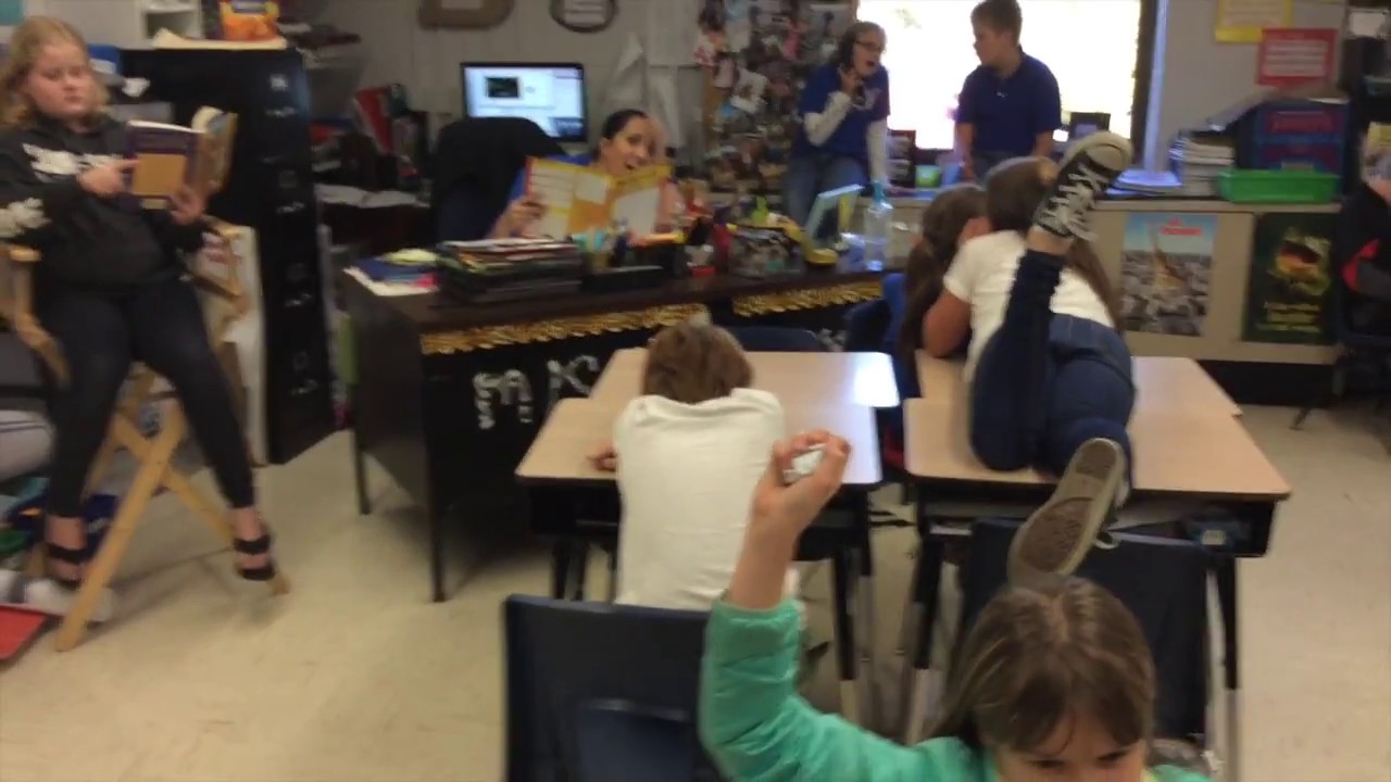 Clay Elementary Mannequin Challenge