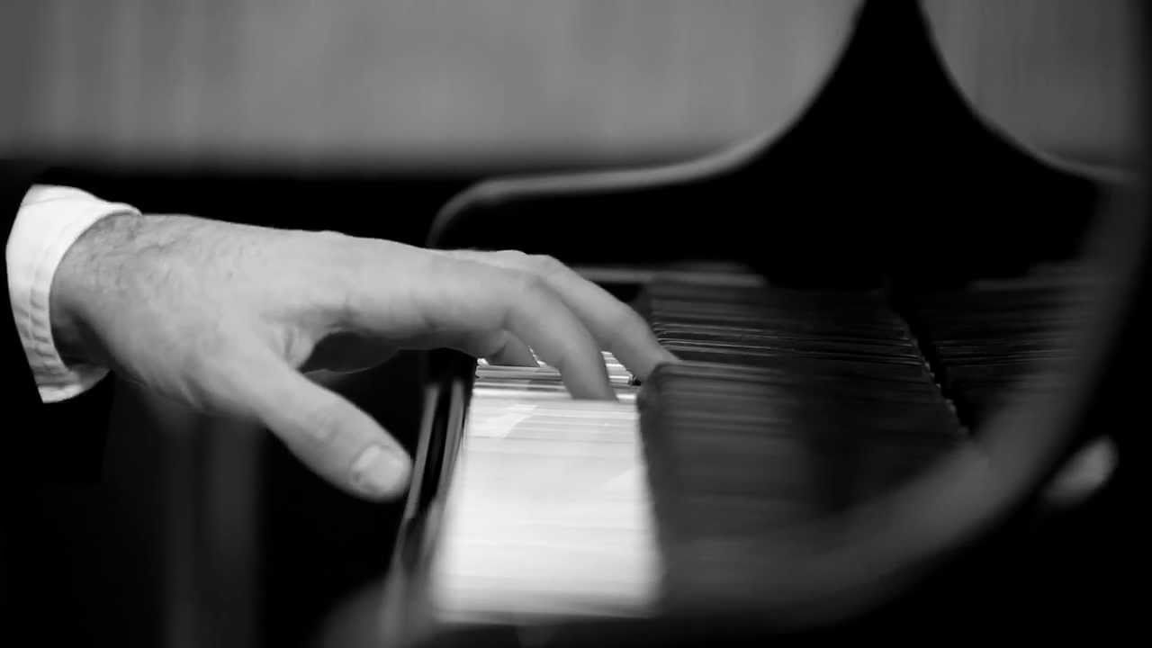 Pianist Ivan Ilić performs the Cadenza from Ravel's Concerto for the Left Hand