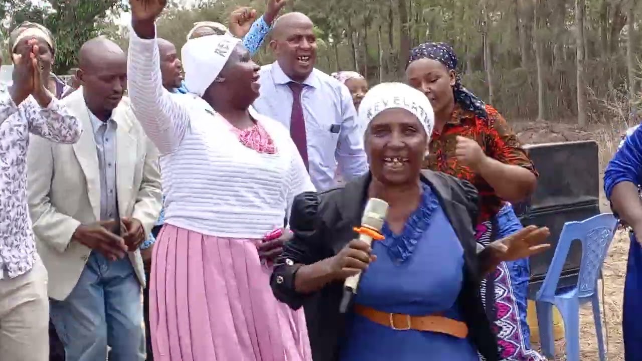Kanitha Níkúrí Ngai.... Amember a Kanitha wa Gatuanyaga kugooca Jehovah 