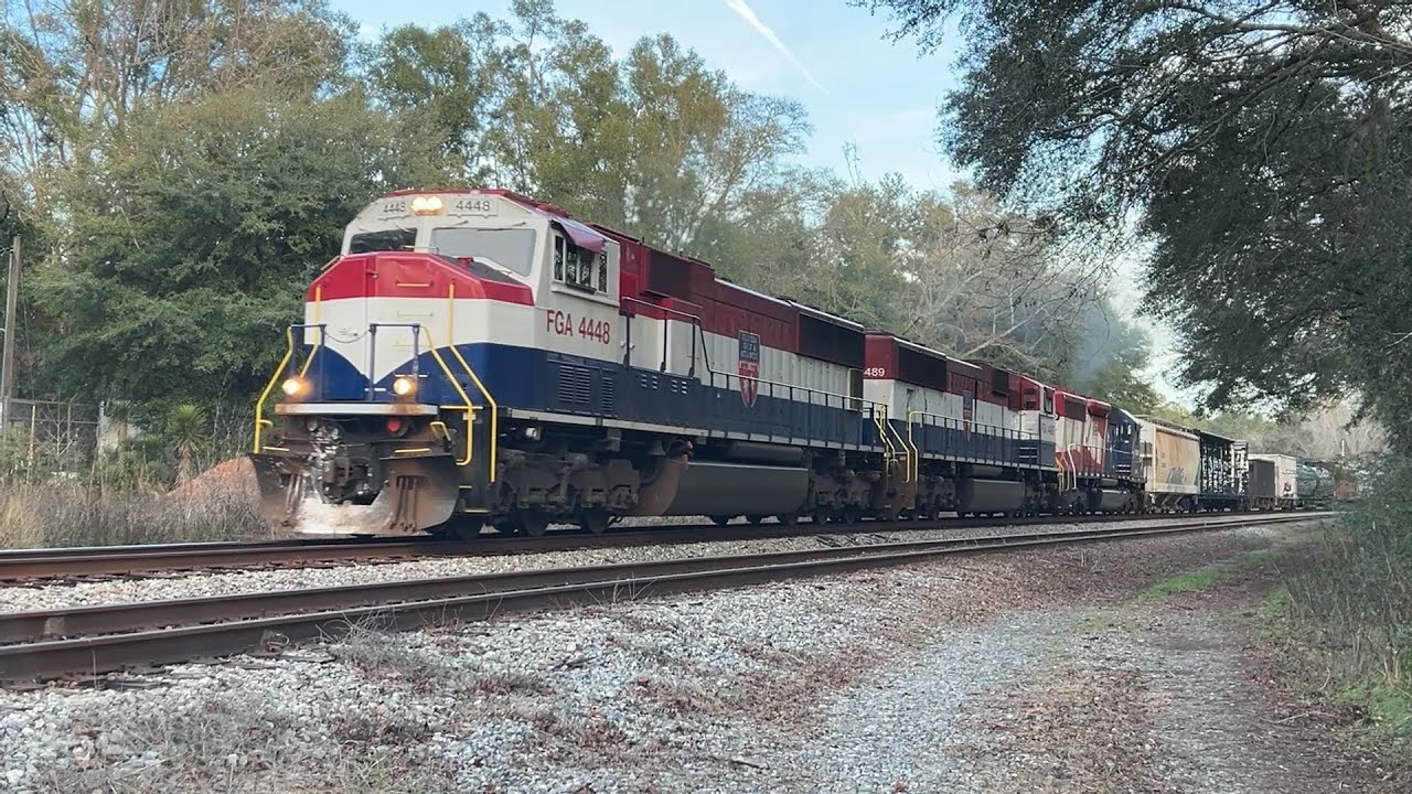 FGAR TA West Through Drifton, FL! SD70M Duo + SD40-2 & 93 Car Train