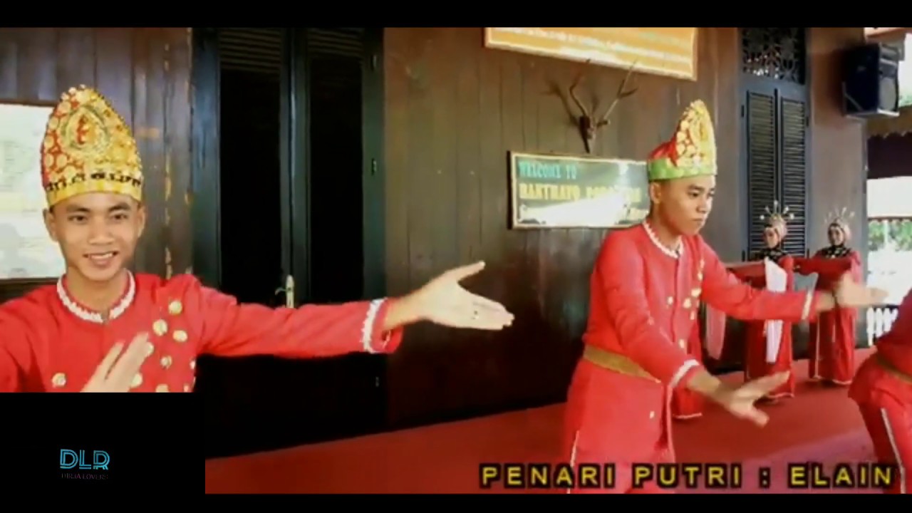 Tarian adat Gorontalo (tarian saronde)