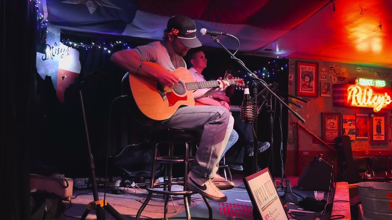 Box #10 by Jim Croce (Cover) - Riley’s Tavern, New Braunfels, TX - 2/4/26