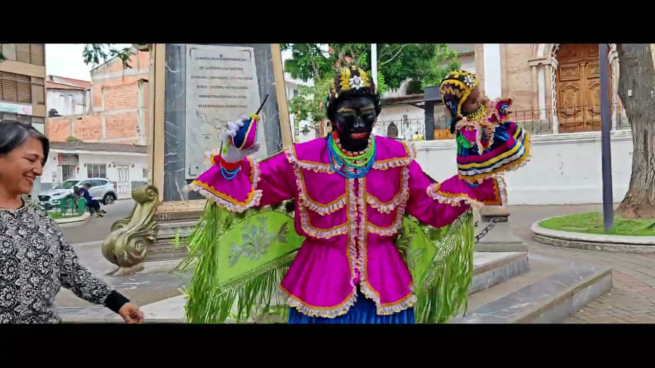 MAMA NEGRA AVANZA