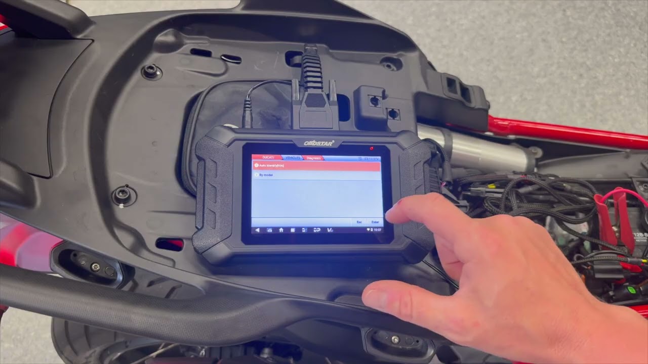 Ducati Multistrada V4S - Programming a new key with OBDStar
