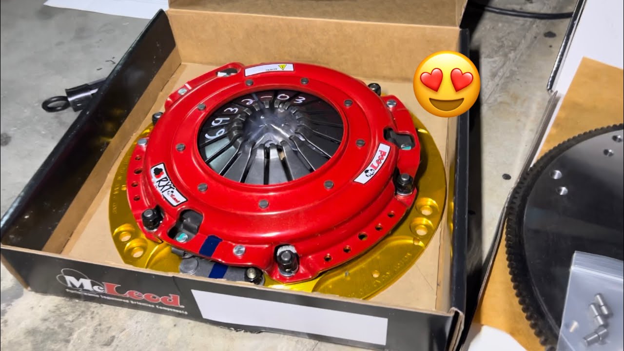 Installing the McCleod RXT clutch in my cobra!!