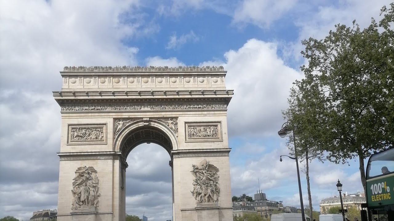 Der Pariser Arc de Triomphe  Paris Memories 