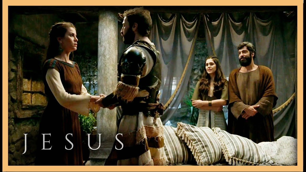 Marta desmaia após pedido de casamento de Malco | NOVELA JESUS