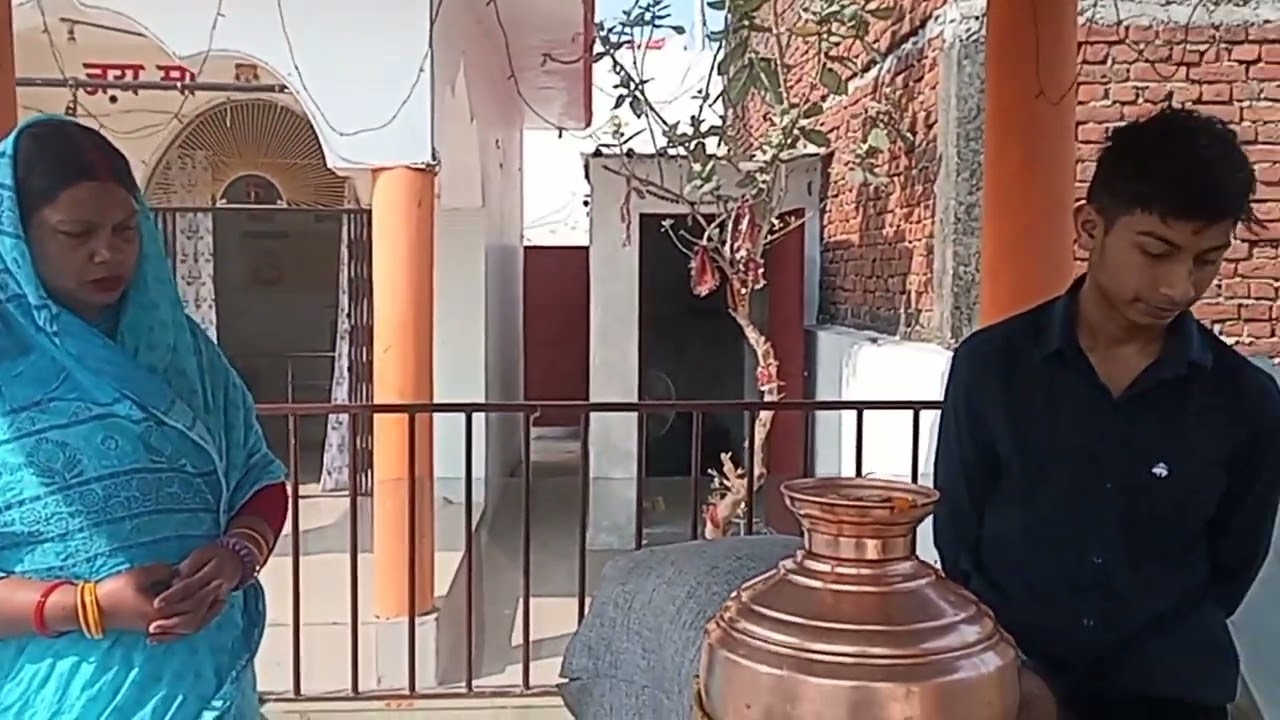 Aaj Ham Sab Ek Sath Gaye Shiv Ji ko Jal dene Gaye Mahashivratri per #Mandir🏰🙏