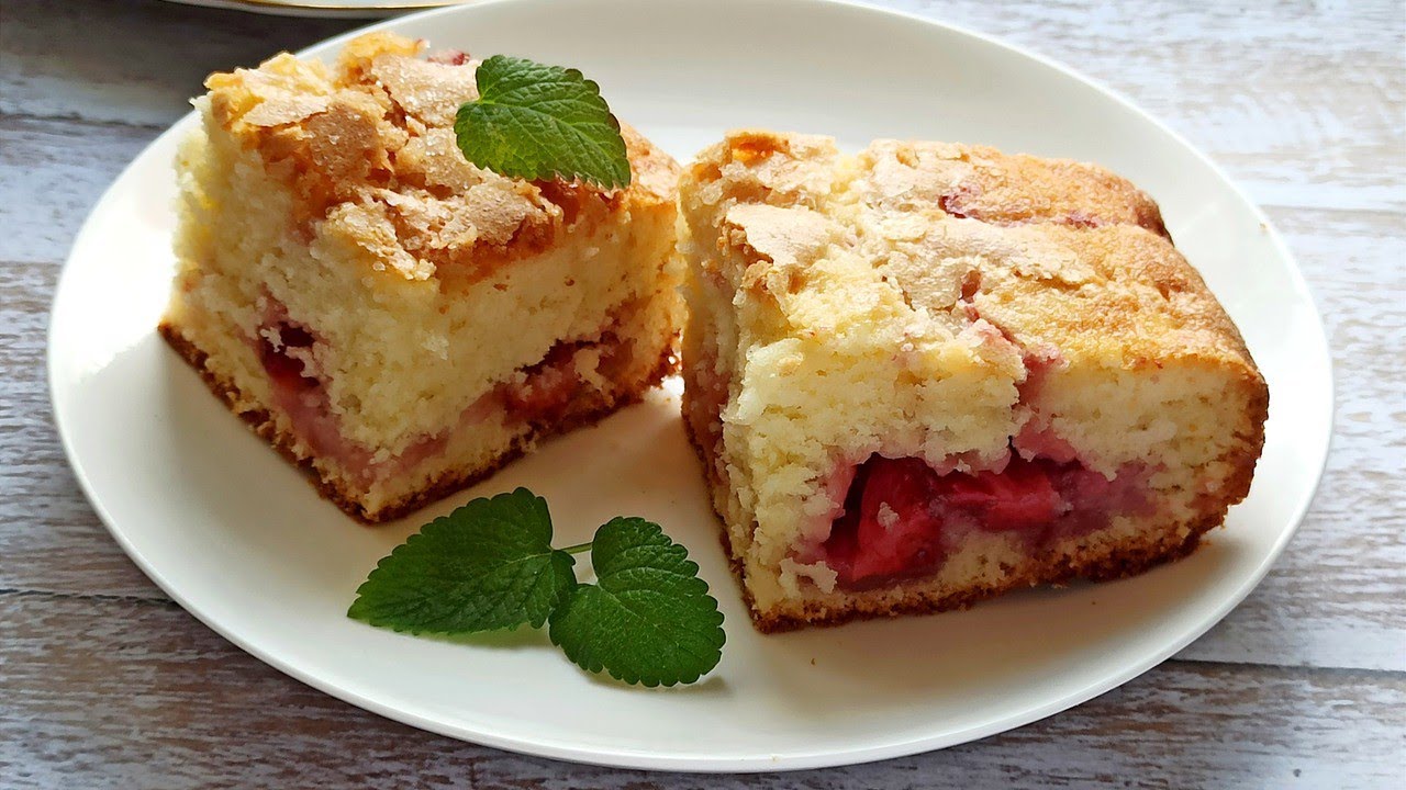 ТАЕТ ВО РТУ! САМЫЙ НЕЖНЫЙ И СОЧНЫЙ ПИРОГ с клубникой🍓🍓🍓