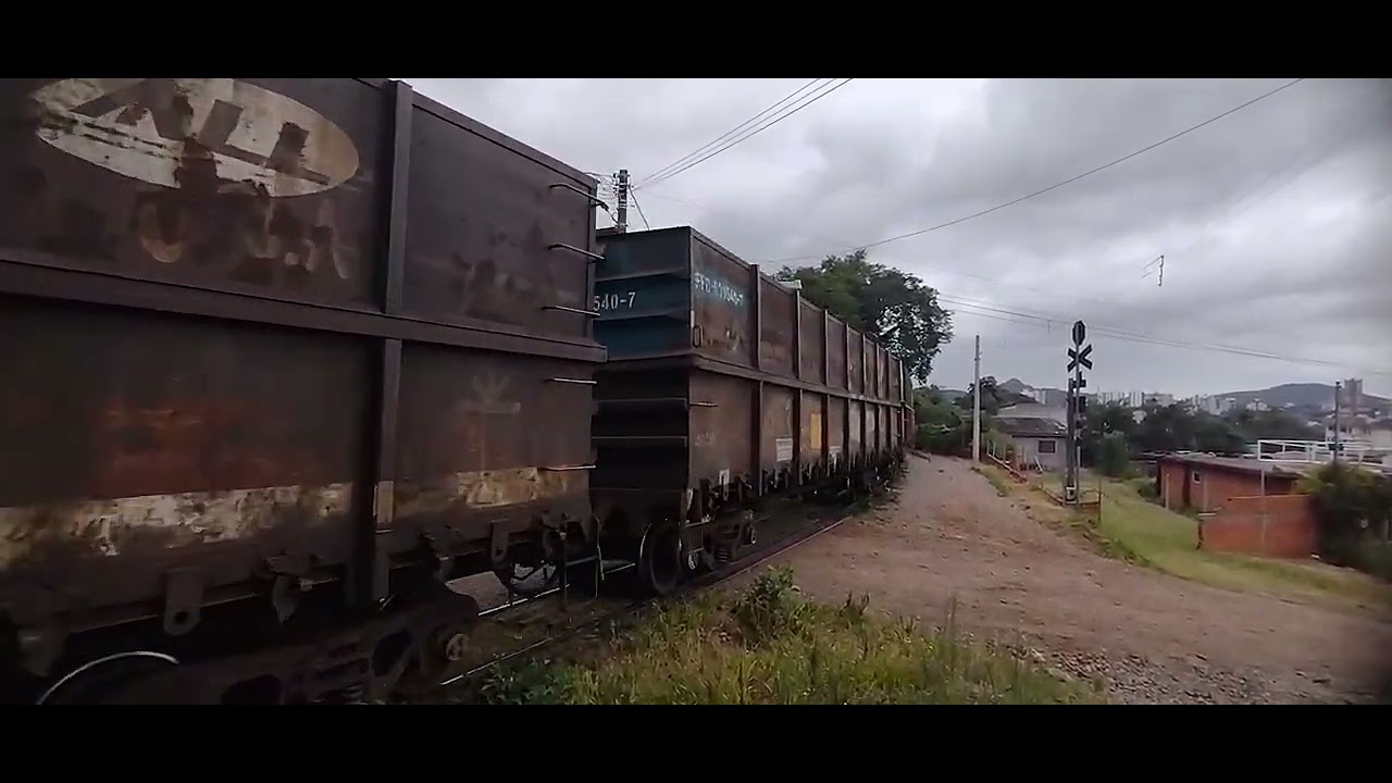 Trem Vazio #4639 Cruzando Santa Maria RS 