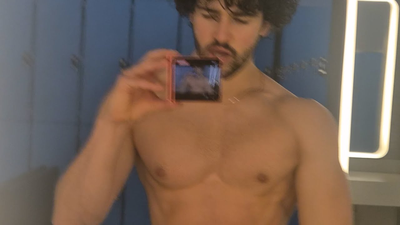 Thanksgiving. Abs/Chest, Intense Sauna, and listening to insecure people complain