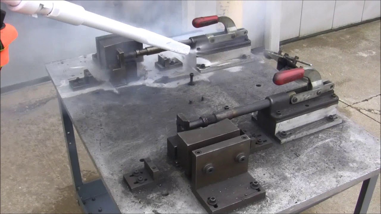 Dry Ice Blasting Demonstration