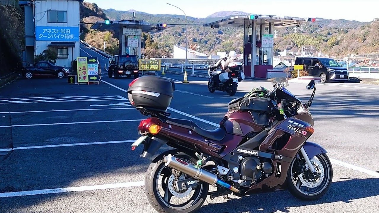 Kawasaki ZZR400👍️ライダーの休日【2026年走り初め 「箱根ターンパイク」今年も走ります🏍】ダムトラックスカフェ「 さっくりカツカレー」カツの衣がサックサク😀