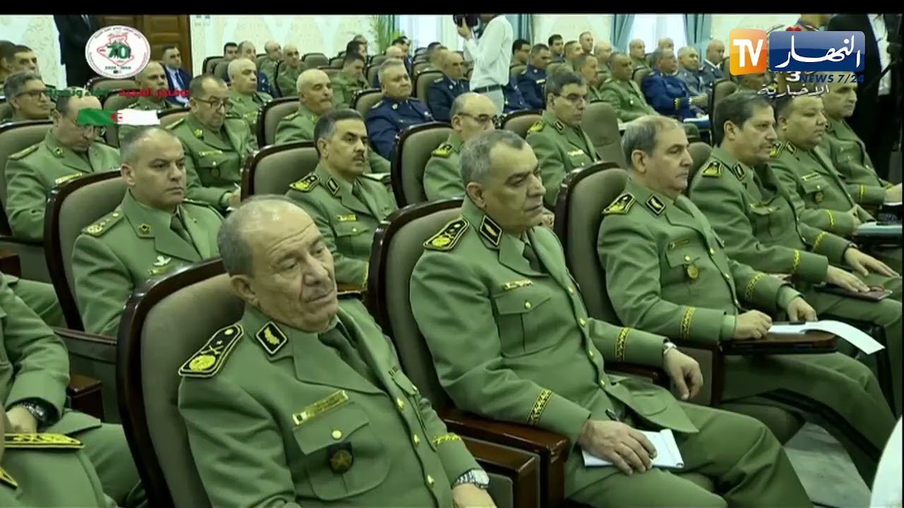 الفريق أول شنقريحة يكرّم إطارات ومستخدمي الجيش المشاركين في الاستعراض العسكري