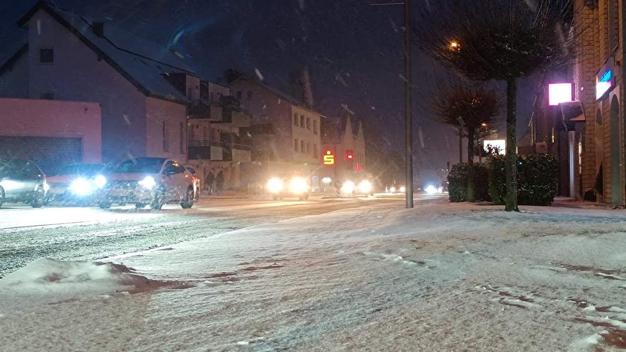 Abendlicher Schneefall bringt frischen Pulverschnee 🌨️❄️⛷️