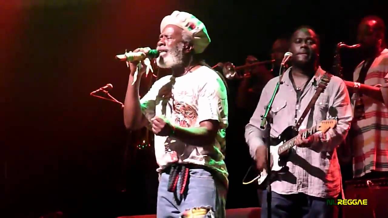 BURNING SPEAR 