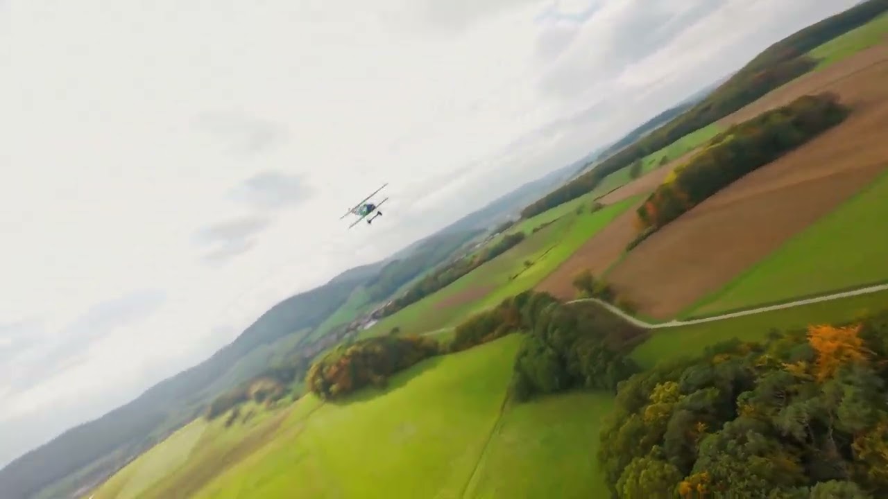 Chasing a wooden retro biplane - Axisflying Manta 5 SE DC O4 Pro - Full Pack