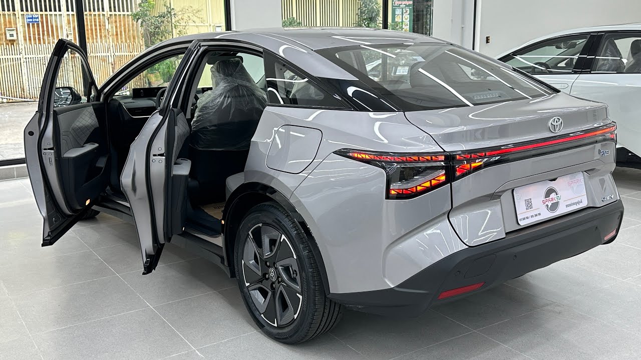 2025?Toyota bZ3 - Luxury EV Sedan | Interior And Exterior