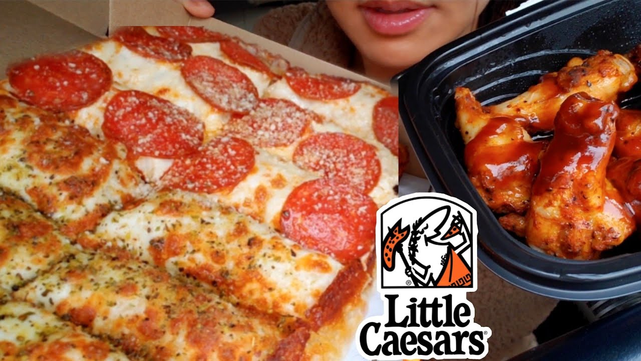 ASMR EATING LITTLE CAESARS PIZZA CAR MUKBANG ( CHEESY PEPPERONI & CHICKEN WING ITALIAN CHEESE BREAD