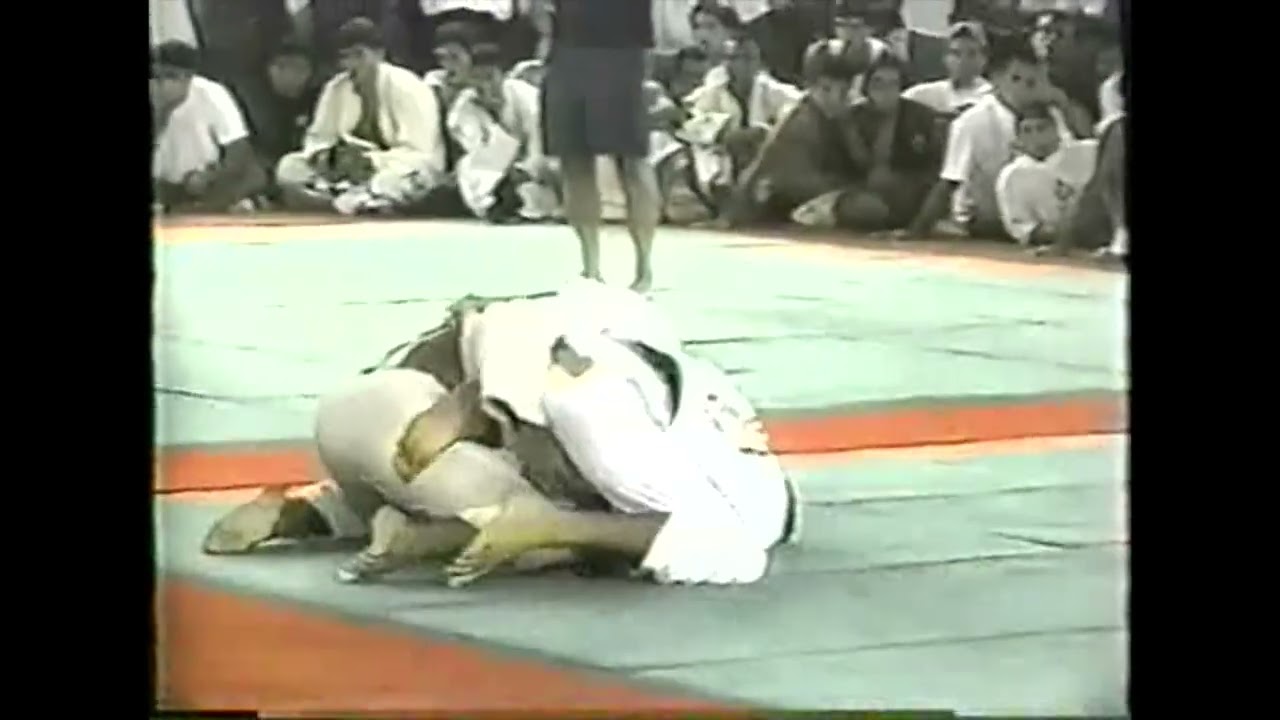 Royler Gracie vs. Joao Roque - 1994 Brazilian Jiu Jitsu National Championships - #bjj