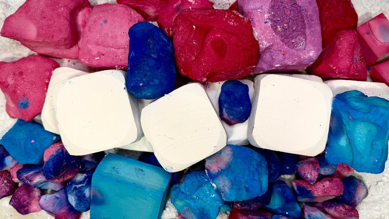 Melting Dyed Jumbo Chunks 😲+ Scoop Sifting + Pebbles Play 