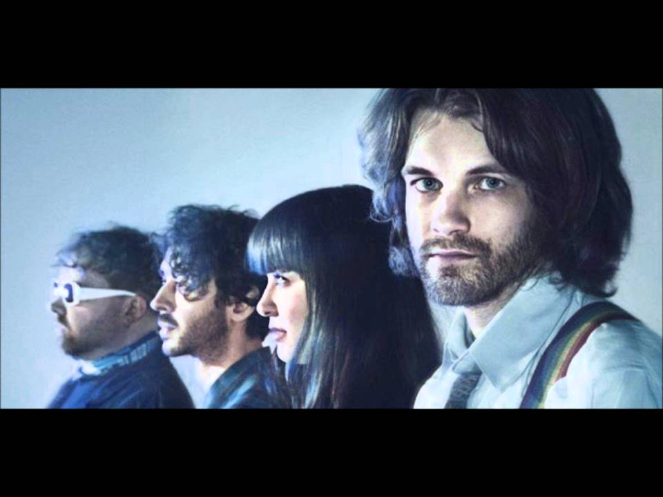 Guillemots - I Must Be A Lover (Live on Radio 2)