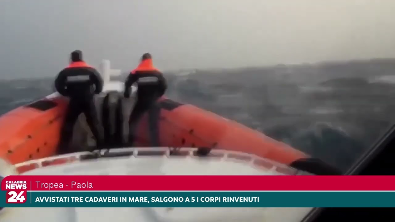 Corpi in mare e sulle spiagge nuovi ritrovamenti tra Tropea e Paola cresce l’allarme sul Tirreno